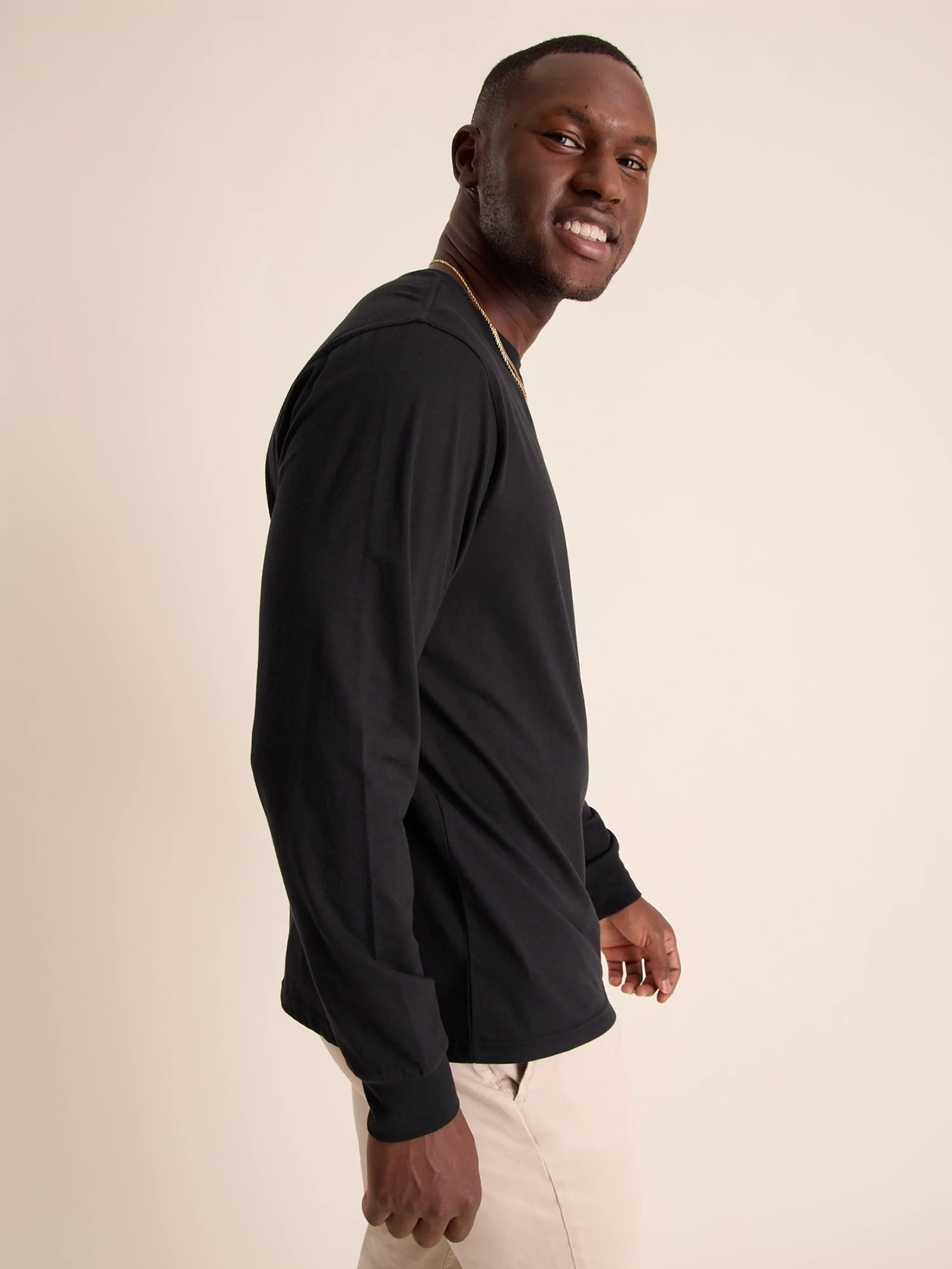The Basically (L/S Pocket T-Shirt) - True Black - Image 3
