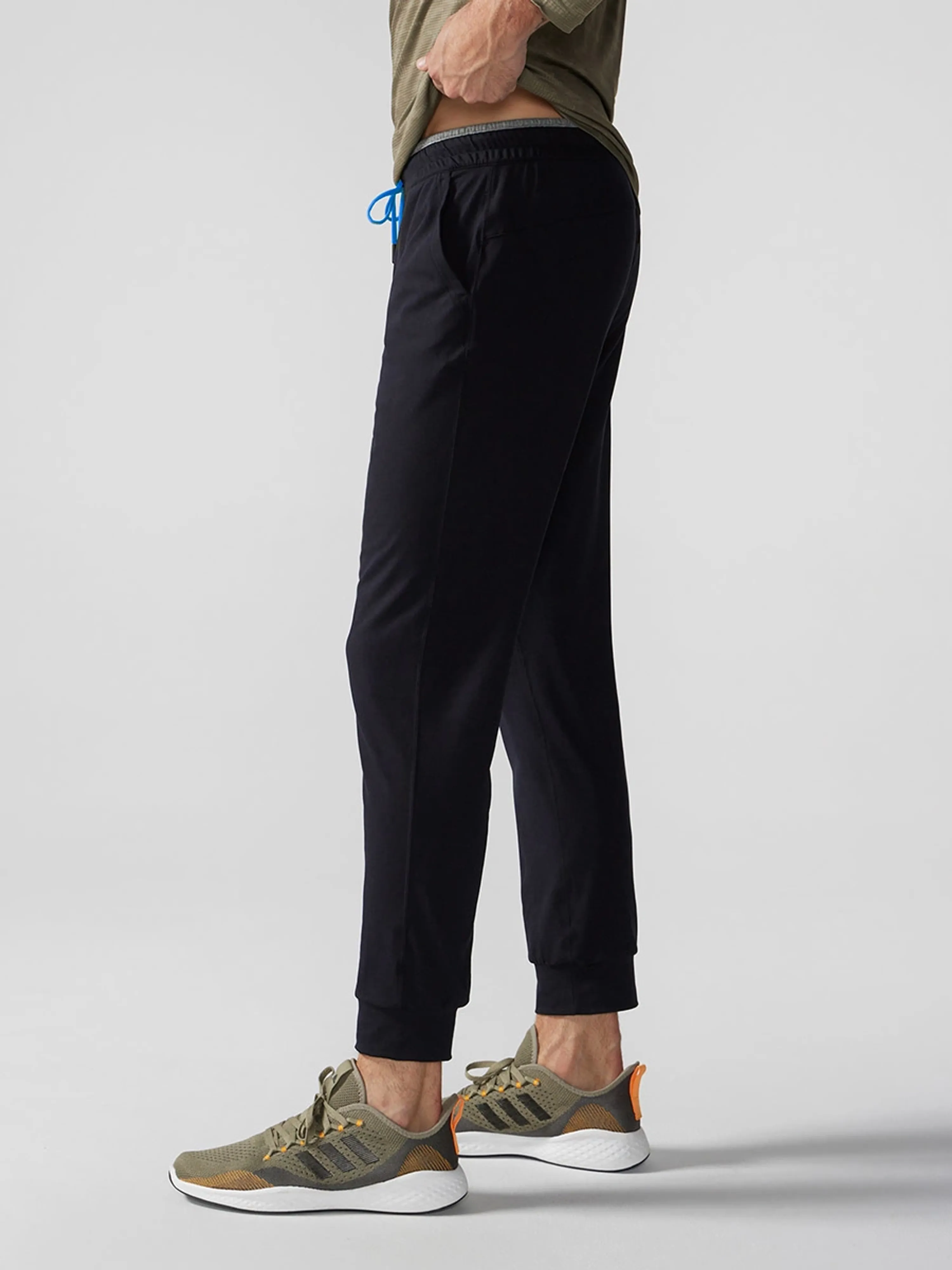 The Capes (Movementum Jogger) - Image 3