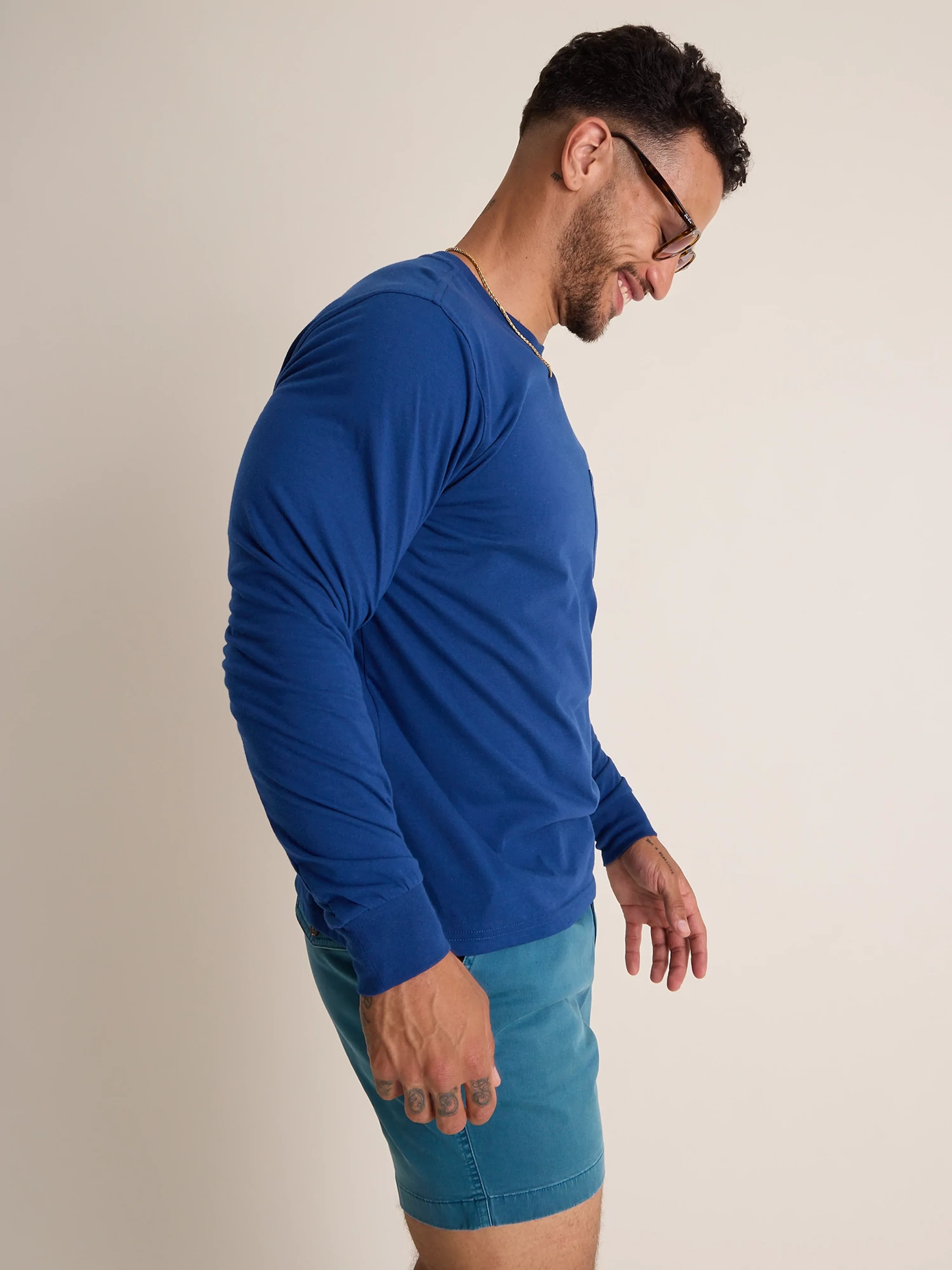 The Classic (L/S Pocket T-Shirt) - Navy - Image 3