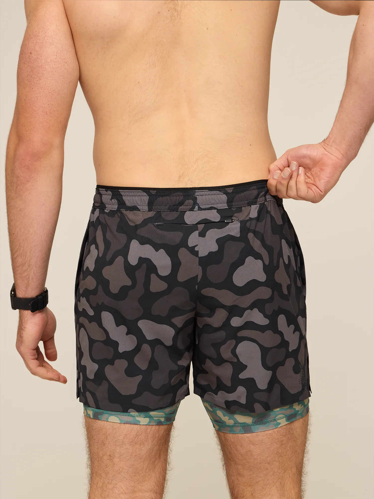 The Duck & Covers 5.5" (Ultimate Training Short)- Black - Image 3