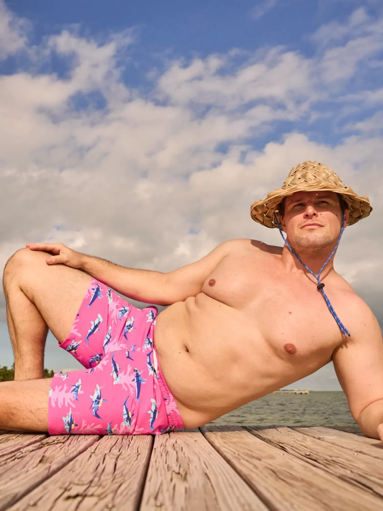 The Great Pink Sharks 5.5"  (Classic Lined Swim Trunk) - Image 2