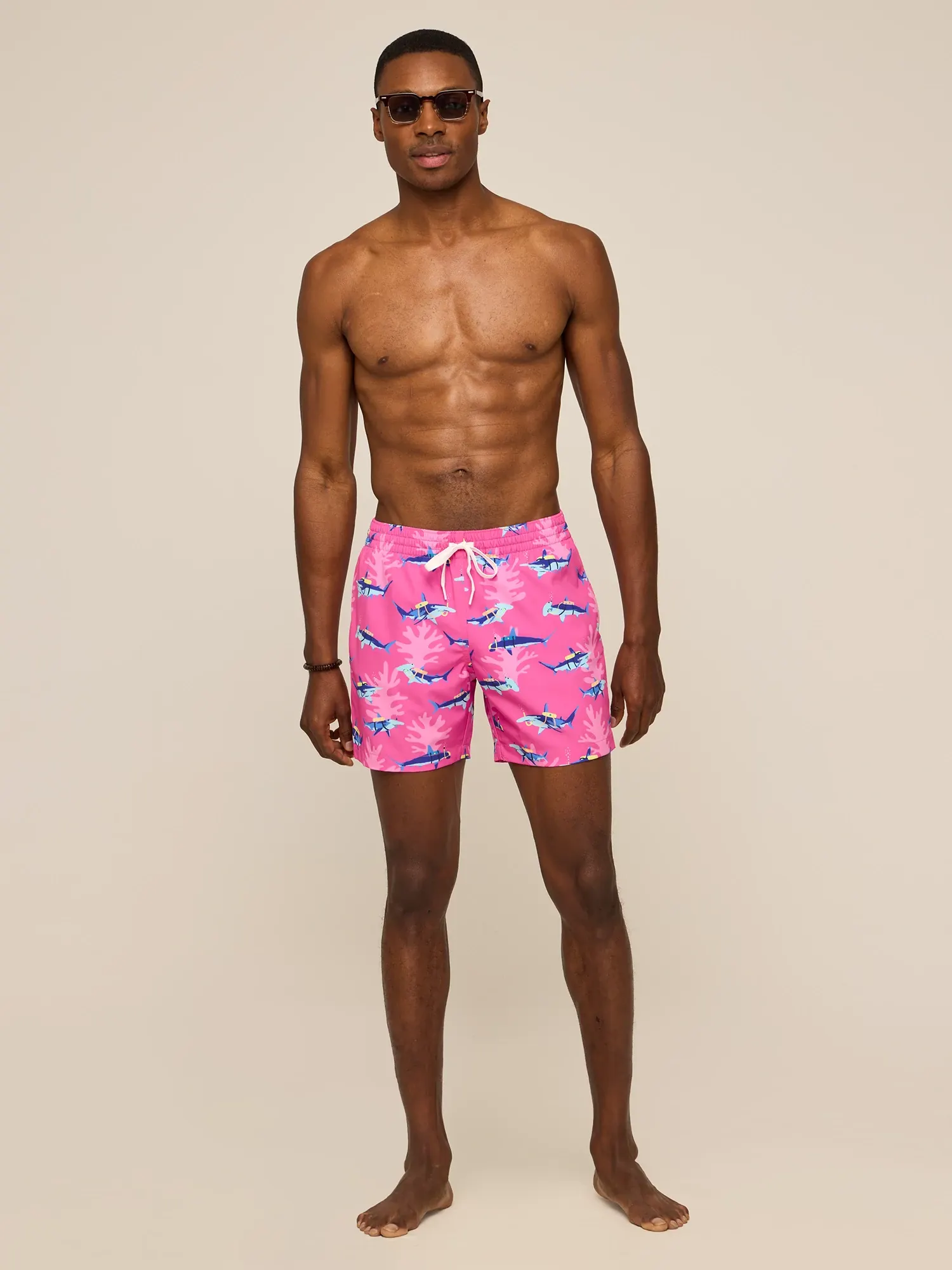 The Great Pink Sharks 5.5"  (Classic Lined Swim Trunk) - Image 7