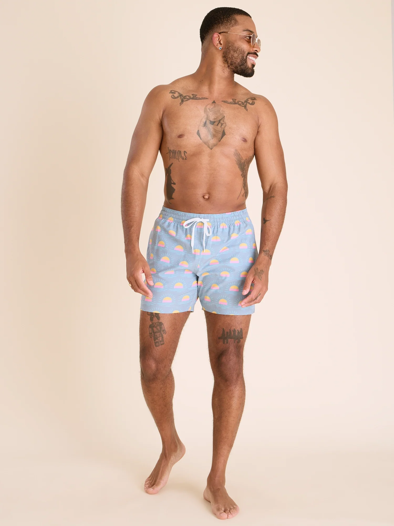 The Heat Waves- Gray 5.5" (Classic Swim Trunk) - Image 4