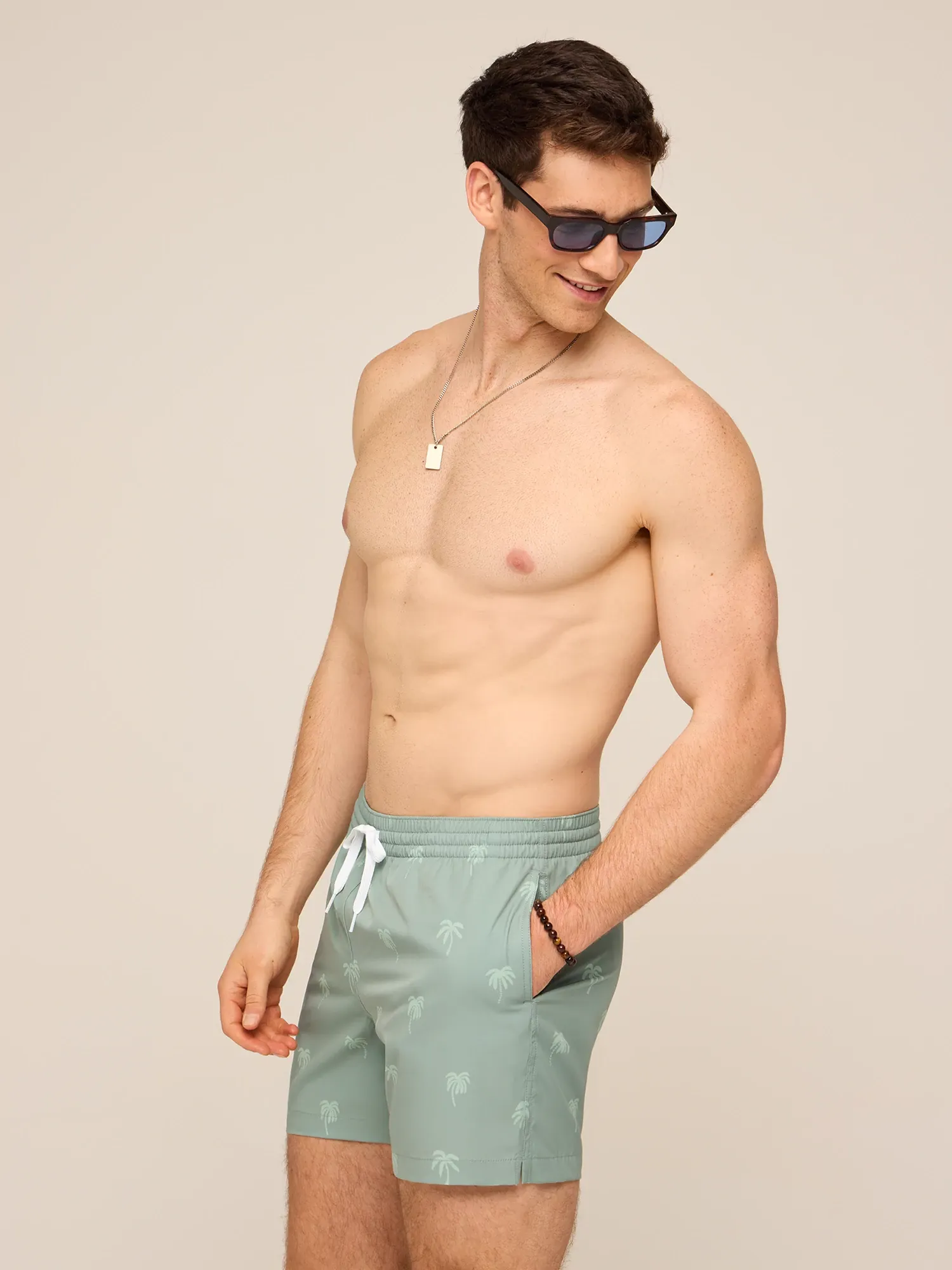 The Midnight Palms 5.5" Classic Lined Swim Trunk - Olive - Image 4