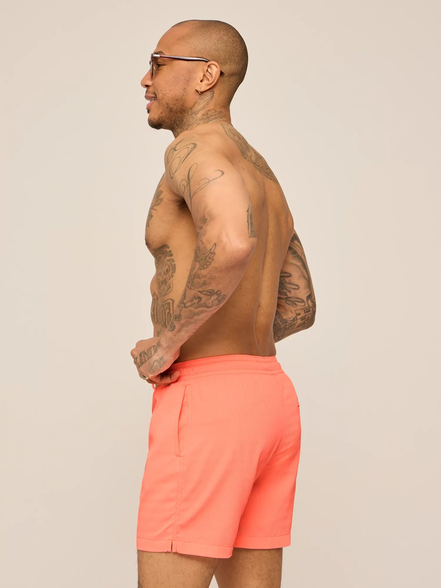 The Nectar Glows 5.5" (Textured Lined Swim) - Image 3