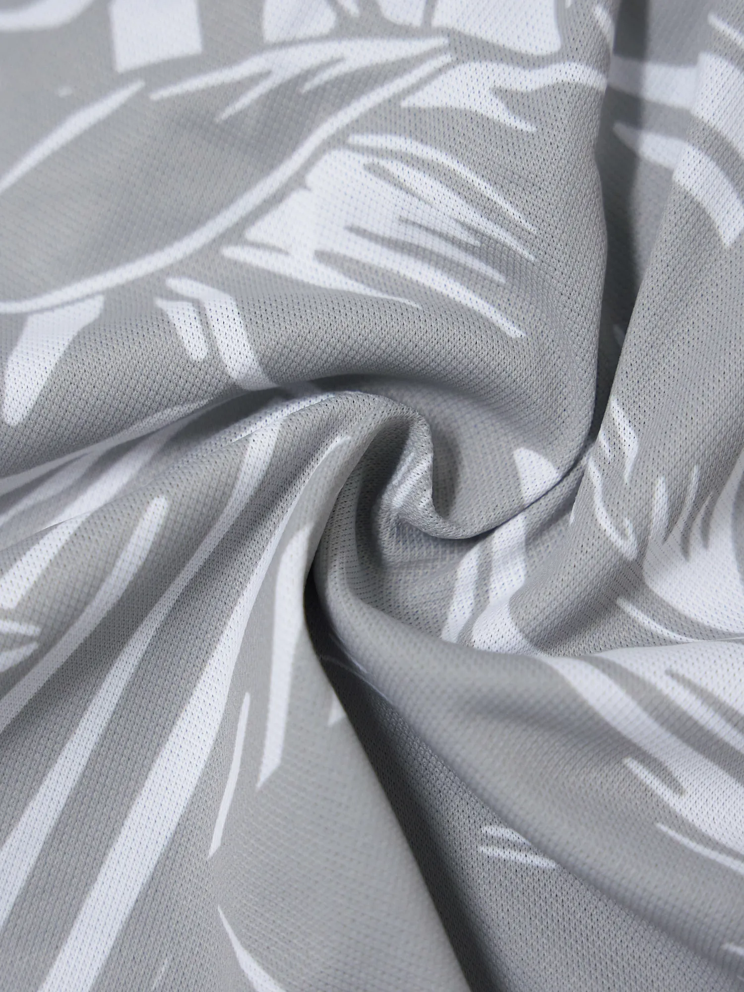 The Silver Leaf (Range Polo) - Image 9